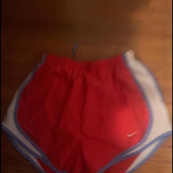 Nike short size XS - Picture 3 of 4